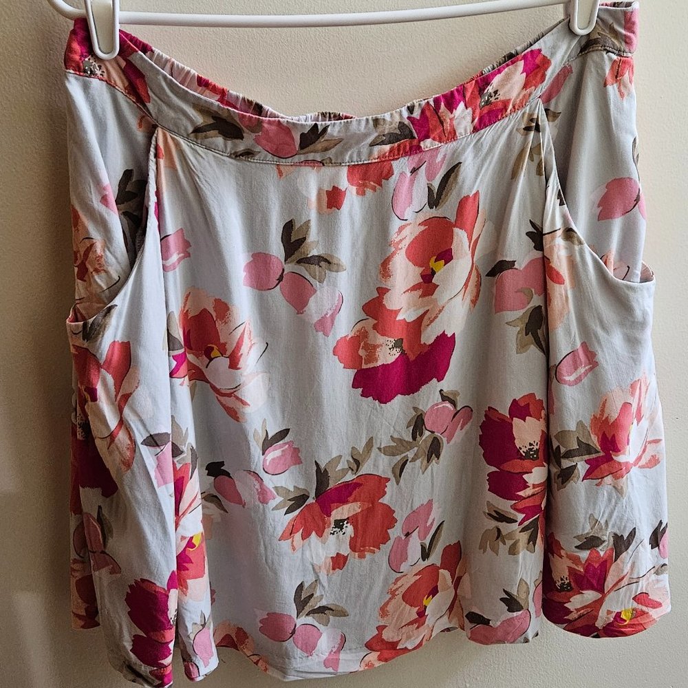 L Light Blue/Pink Floral Rayon Miniskirt with Pockets